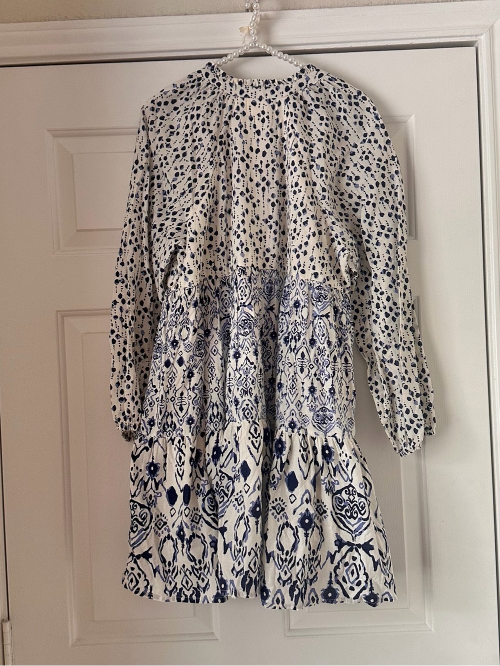 Jessica Simpson Blue & White Floral Peasant Dress - Picture 6 of 7
